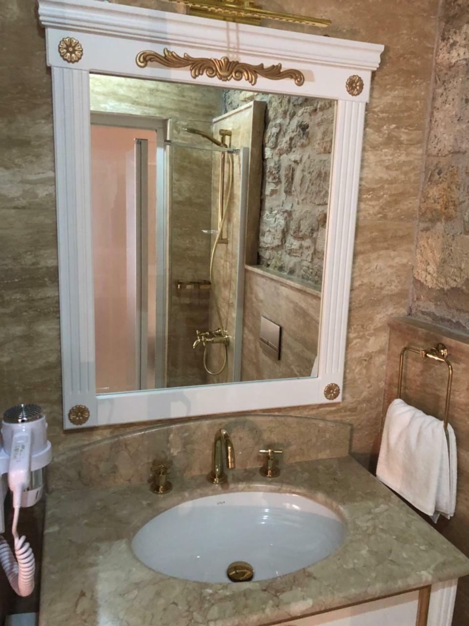 Laledan Hotel Чесме Екстериор снимка