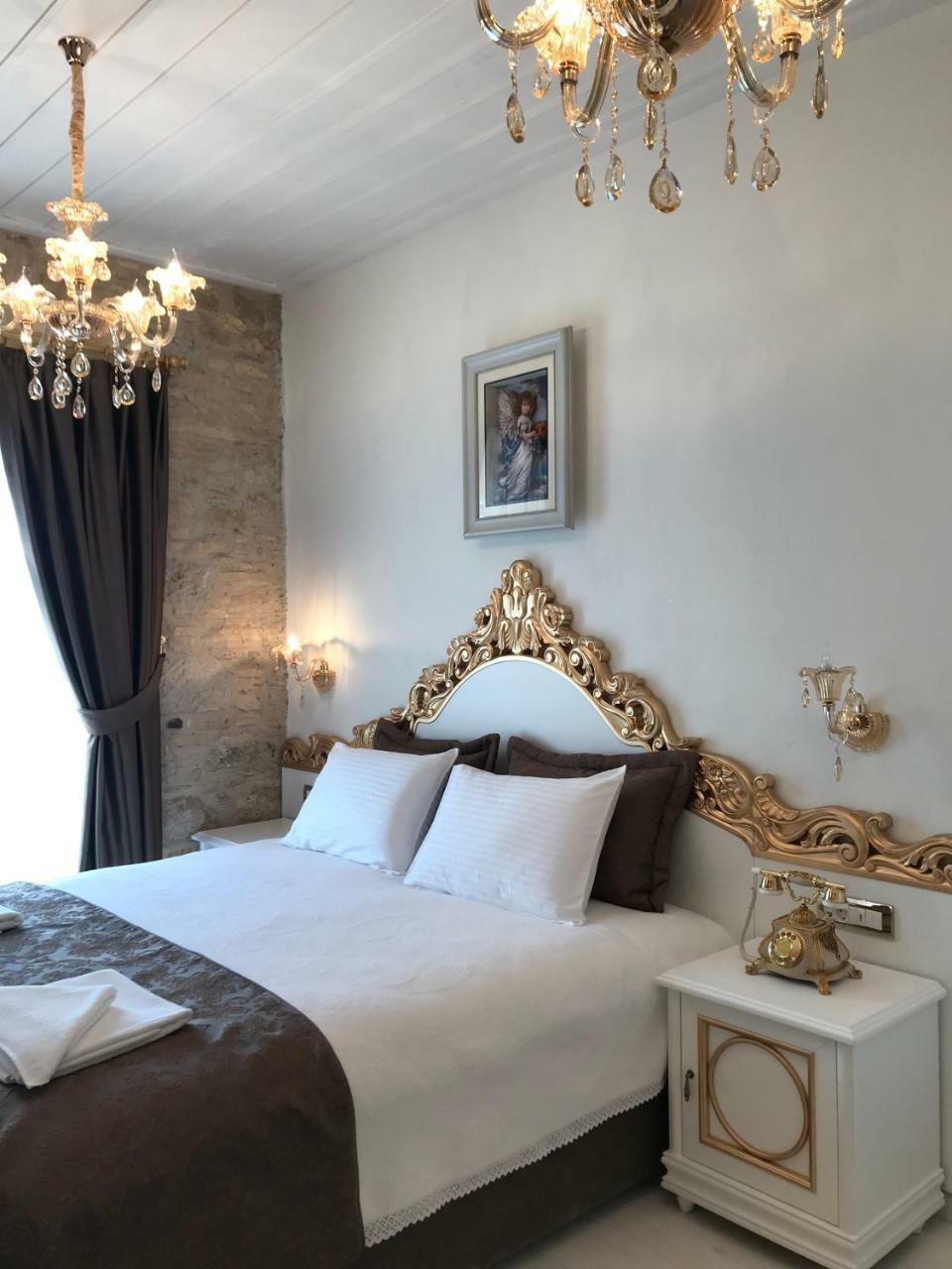 Laledan Hotel Чесме Екстериор снимка