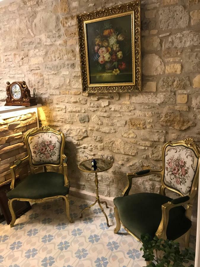 Laledan Hotel Чесме Екстериор снимка